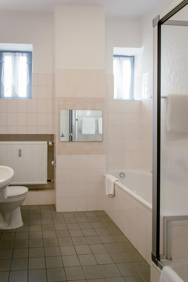 Hotel Handelshof Bünde Exteriör bild